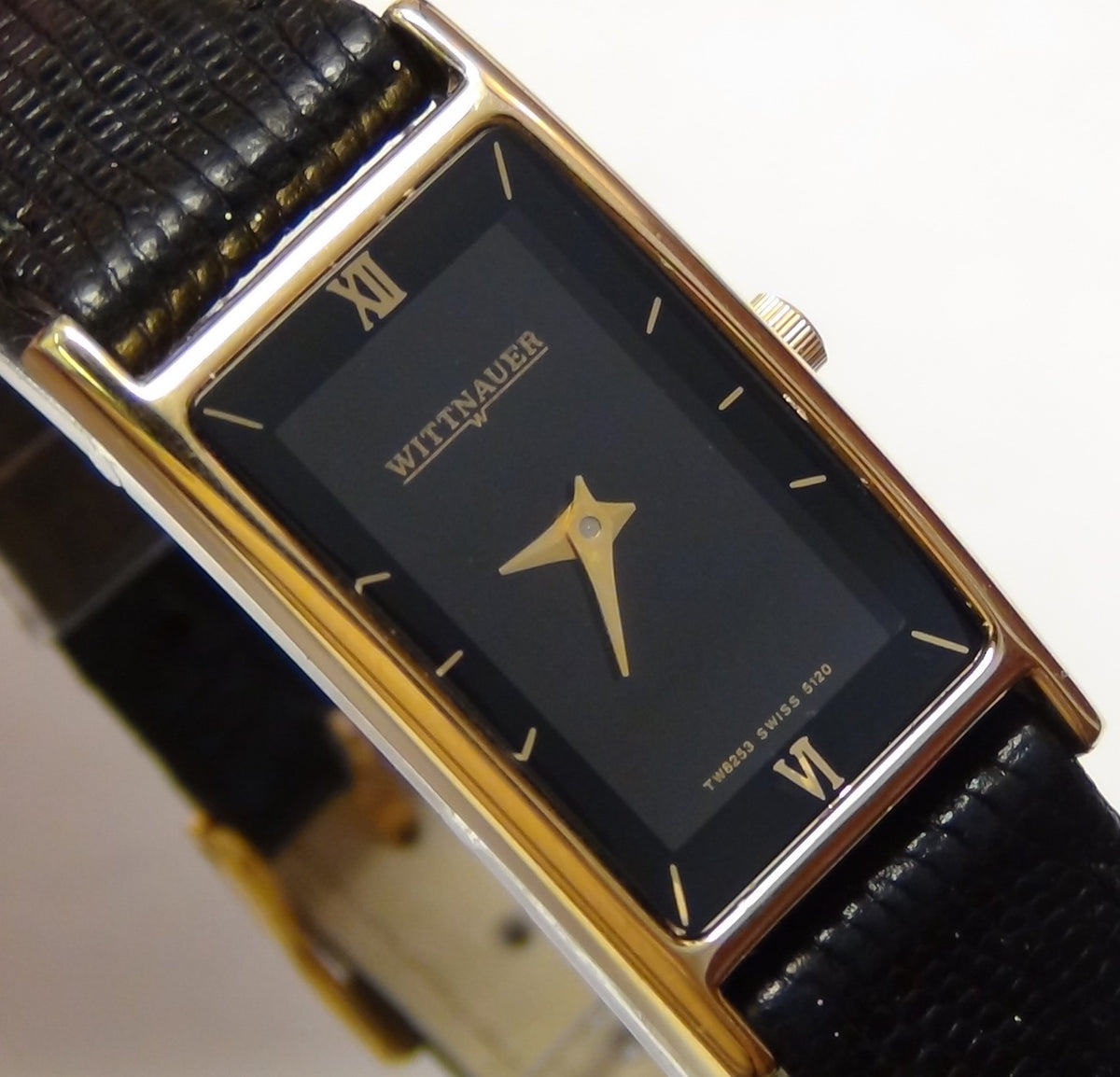 Wittnauer Ladies Gold Swiss Quartz Watch – Ticktock Guru