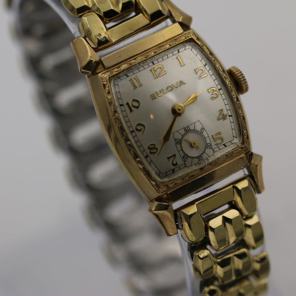 Vintage mens bulova online watches