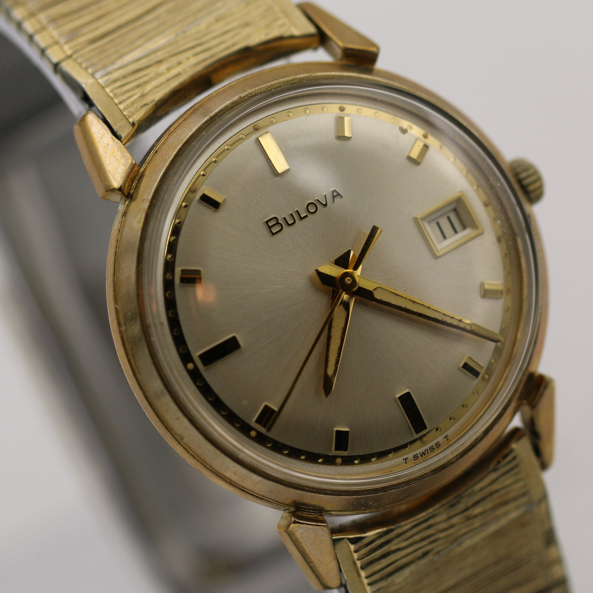 1968 Bulova 10K Gold Swiss Made Mechanical Wrist Watch