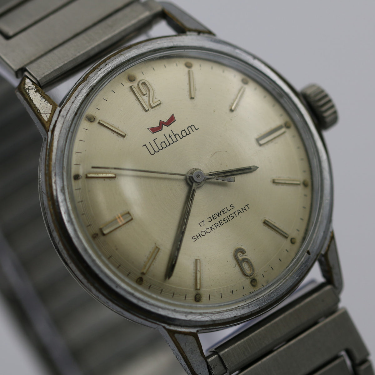 Waltham Swiss Made Mechanical Wrist Watch – Ticktock Guru Waltham Swiss Made Mechanical Wrist Watch – Ticktock Guru