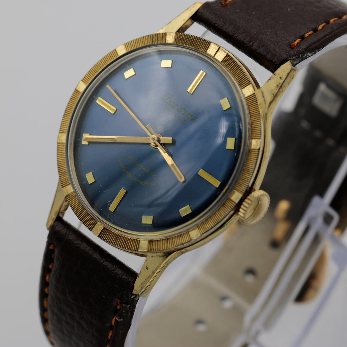 Lucerne vintage online watch