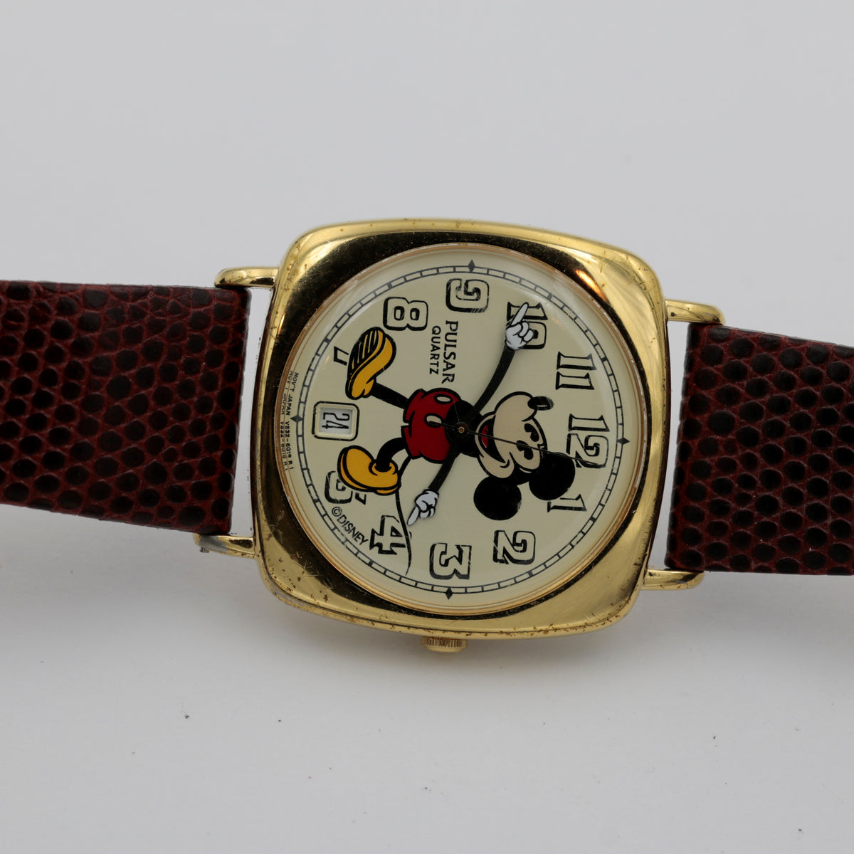 Pulsar mickey store mouse pocket watch