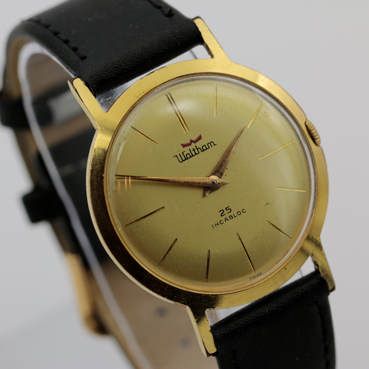 Waltham gold wrist discount watch