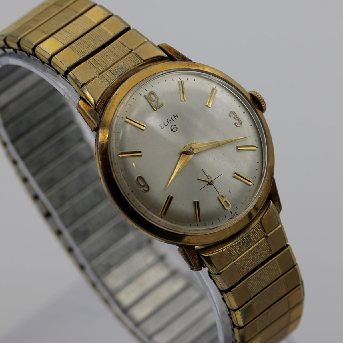 ELGIN クォーツ腕時計 18K GOLD HAND  A688 ELGIN クォーツ腕時計 18K GOLD HAND A688 - メルカリ