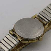 1966 Bulova / Caravelle Mens Gold Interesting Dial and Bezel Watch - w/ Gold Bracelet