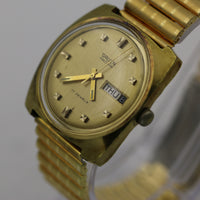 Gruen Men's Swiss Made Gold 17Jwl Dual Calendar Watch w/ Bracelet