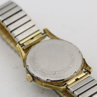 1950s Gruen Men's Swiss Gold 17Jwl Calendar Watch w/ Bracelet
