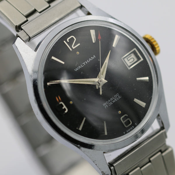 1970s Waltham Men's Swiss Made Silver 17Jwl Calendar Watch