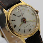 1960s Admiration Men's Gold Swiss Made 17Jwl Watch w/ Strap