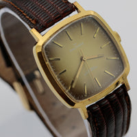1980 Waltham Men's 17Jwl Gold Interesting Dial and Case Watch w/ Strap