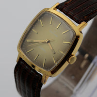 1980 Waltham Men's 17Jwl Gold Interesting Dial and Case Watch w/ Strap